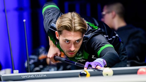 Thắng thông 11 ván, cơ thủ châu Âu được ví như 'kẻ hủy diệt' với chức vô địch ở giải đấu Hoàng Sao chỉ vào tới tứ kết