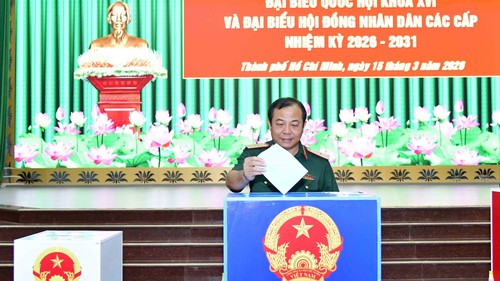 Cử tri Thành phố Hồ Chí Minh đi bỏ phiếu đạt tỷ lệ 96,67%