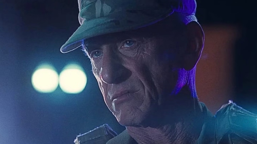 Sean Penn: Nghệ sĩ đa tài giành Oscar thứ ba với "One Battle After Another"