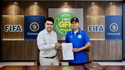 HLV Việt Nam đầu tiên xuất ngoại, ký hợp đồng với một LĐBĐ ở châu Mỹ