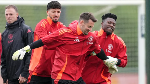 MU thanh lọc thủ môn, 4 cái tên đối diện nguy cơ rời Old Trafford