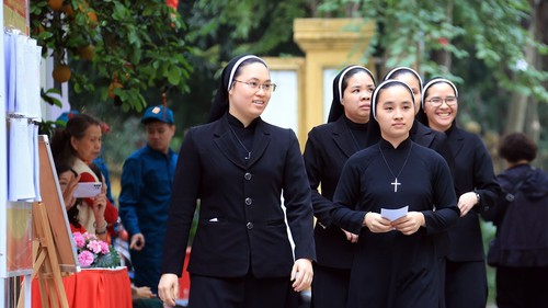 Tự do tôn giáo ở Việt Nam – Những con số bác bỏ cách nhìn định kiến