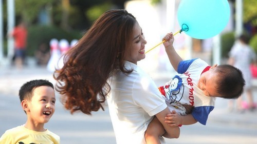 Ngày Quốc tế Hạnh phúc: Lan tỏa giá trị gia đình và chính sách an sinh vì hạnh phúc