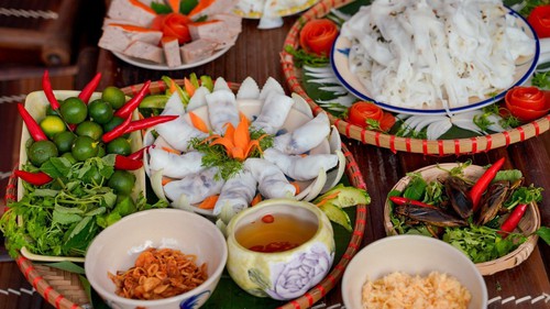 Nghề làm bánh cuốn Thanh Trì được ghi danh Di sản văn hóa phi vật thể quốc gia 