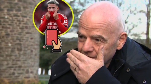 Chủ tịch FIFA đề xuất truất quyền thi đấu cầu thủ che miệng khi tranh cãi trên sân