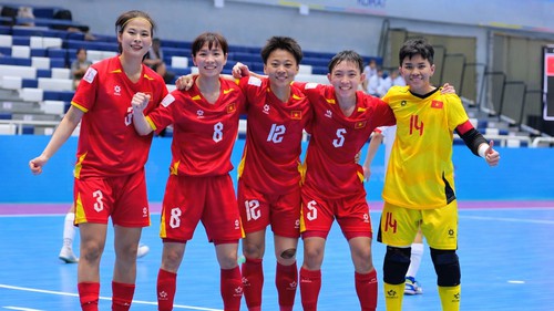 Futsal nữ Việt Nam và tấm huy chương đồng đáng suy nghĩ
