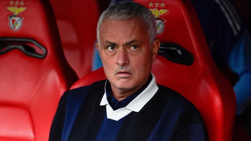 Jose Mourinho bất ngờ 'quay xe' vụ Vinicius, khẳng định sẽ phạt học trò nếu có hành vi phân biệt chủng tộc