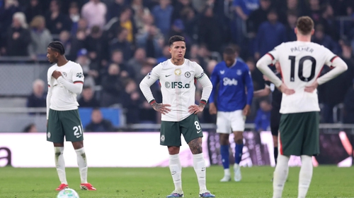 Thua sốc trên sân Everton, Chelsea lỡ cơ hội lọt vào Top 5