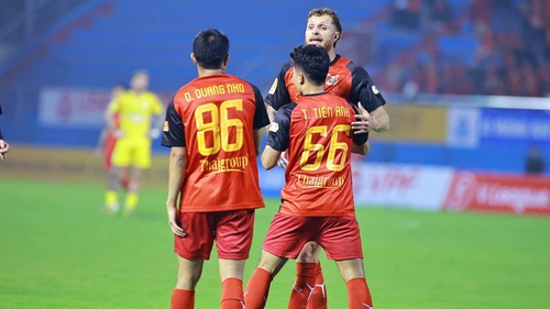 Đội bóng của Hoàng Đức thắng chật vật, Viettel khẳng định đẳng cấp ở tứ kết cúp Quốc gia
