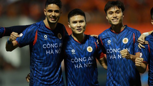 Tin nóng bóng đá Việt hôm nay 23/3: Đội tuyển Việt Nam đón tinh binh; Quang Hải thận trọng với cuộc đua vô địch của CAHN