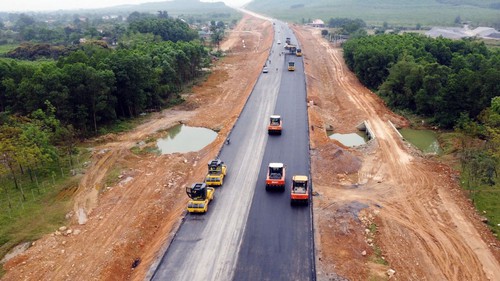 Tăng cường giải pháp quản lý, bình ổn giá vật liệu, tháo gỡ khó khăn cho các công trình giao thông