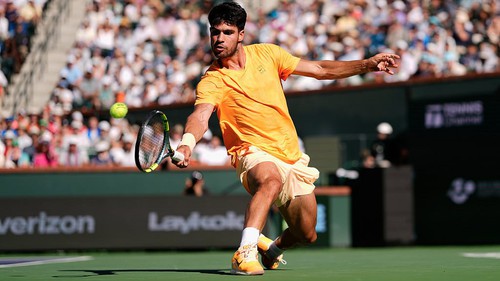 Alcaraz thua sốc tay vợt hạng 36 thế giới ở vòng 3 Miami Open