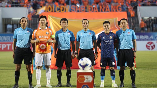 HLV Polking muốn nâng cấp trọng tài V-League, chỉ đích danh một cái tên