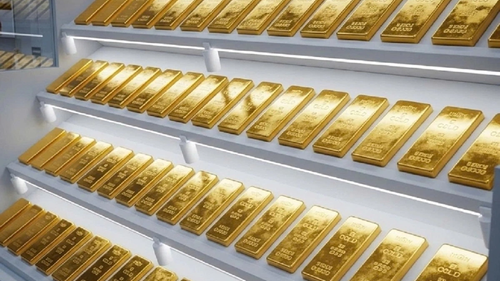 Giá vàng phục hồi sau tuần giảm mạnh nhất trong 40 năm