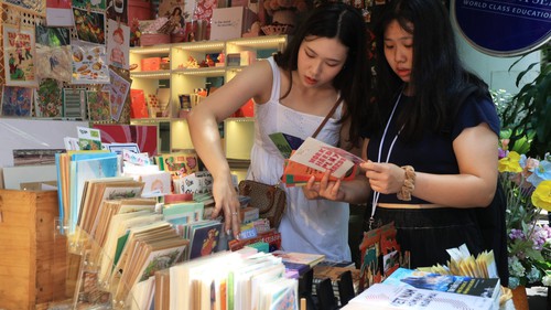 "Mạch ngầm" nuôi dưỡng văn hóa đọc trong kỷ nguyên số