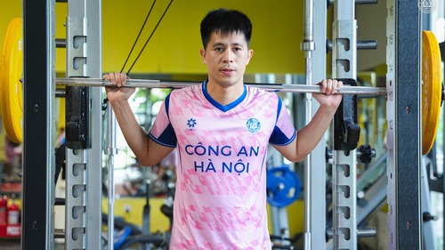 Triệu tập Đình Trọng lên tuyển, HLV Kim Sang Sik kỳ vọng điều gì?