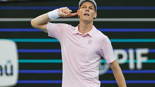 Jannik Sinner lập kỷ lục mới, trở thành tay vợt thứ 4 trong lịch sử quần vợt thế giới làm được điều đặc biệt