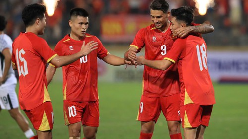 Điểm nhấn Việt Nam 3-0 Bangladesh: Hoàng Hên ra mắt hứa hẹn, tuyển Việt Nam sẵn sàng đấu Malaysia
