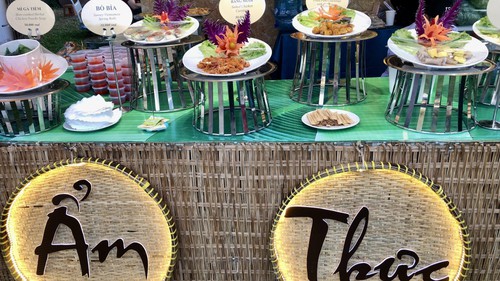 Lễ hội Văn hóa ẩm thực “Kết nối tinh hoa văn hóa ẩm thực Việt Nam”