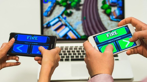 Đừng để internet, trò chơi điện tử đánh cắp tuổi thơ của trẻ