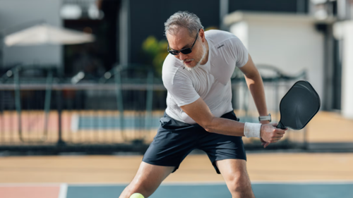 Ngã khi chơi pickleball, một doanh nhân qua đời