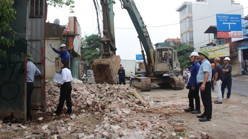 Hà Nội: Cưỡng chế thu hồi đất thực hiện dự án xây dựng đường Tam Trinh