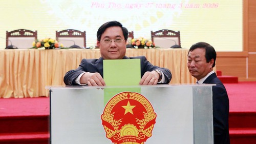 Tạo đột phá về thể chế, khơi thông nguồn lực phát triển