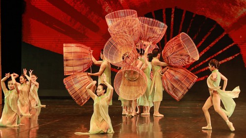 Ballet "Dó": Khi nghệ thuật phương Tây giao thoa cùng biểu tượng văn hóa Việt Nam