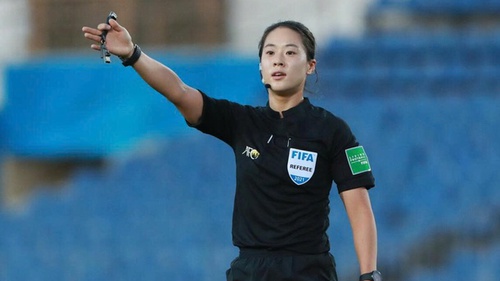 Tin nóng bóng đá Việt hôm nay 4/3: Trọng tài Hàn Quốc bắt chính trận Việt Nam gặp Ấn Độ; HLV Vũ Tiến Thành nói lý do đến Ninh Bình