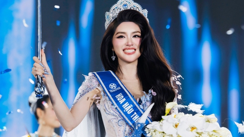 Phan Phương Oanh đăng quang Miss World Vietnam 2025: Lựa chọn nhận đồng thuận cao từ giám khảo và thí sinh