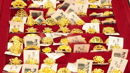 Giá vàng đảo chiều đi xuống khi xung đột Trung Đông bước sang tuần thứ 5