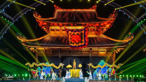 Show thực cảnh “Anh hùng cờ lau” - Bản hùng ca giữa lòng Cố đô