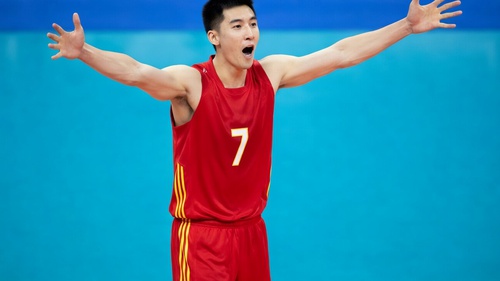 Ngôi sao bóng chuyền nổi tiếng Trung Quốc giải nghệ ở tuổi 30 