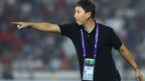 HLV Kim Sang Sik thắng 13 trận liên tiếp với ĐT Việt Nam, chỉ còn cách kỷ lục của thầy Park một trận nữa