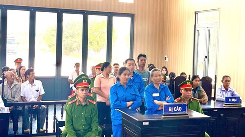 Năm bị cáo nhận án tù vì hành vi mua bán trẻ em qua biên giới