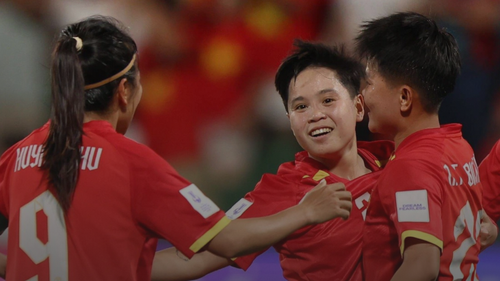 ĐT nữ Việt Nam có bàn thắng đầu tiên ở giải vô địch châu Á 2026 nhờ 'siêu phẩm' của Vạn Sự