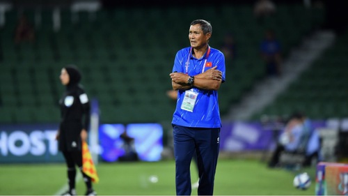 HLV Mai Đức Chung: 'Bị gỡ hòa nhưng đội tuyển Việt Nam không nao núng'