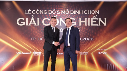 Lê Công Vinh và sứ mệnh một hoa tiêu