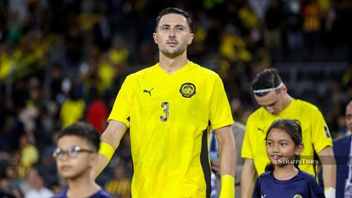 CLB Tây Ban Nha giữ trung vệ nhập tịch Malaysia dù CAS y án treo giò 1 năm