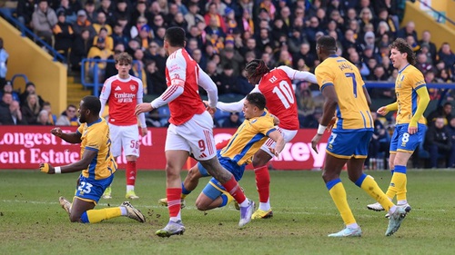 Arsenal nhọc nhằn hạ Mansfield Town tại FA Cup