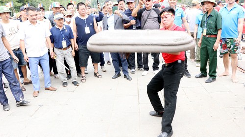 Gìn giữ nét đẹp văn hóa truyền thống trò chơi dân gian pháo đất