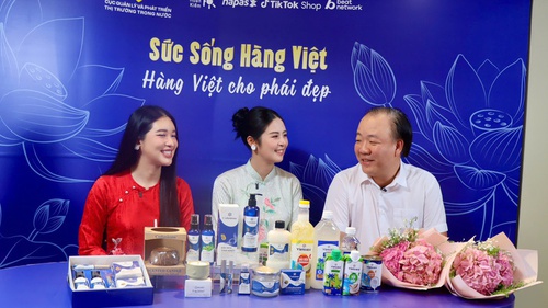 Cục trưởng Trần Hữu Linh, Hoa hậu Ngọc Hân ‘lên sóng’ Sức sống hàng Việt
