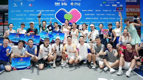 Lý Hoàng Nam và Nguyễn Văn Phương tranh tài cùng anh tài, chị đẹp ở giải pickleball Cặp đôi Cúp