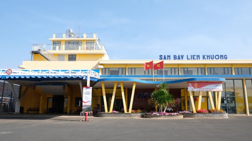 Tìm giải pháp thu hút du khách khi sân bay Liên Khương tạm dừng hoạt động