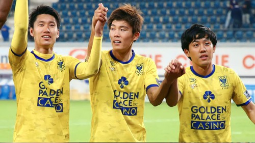Sint-Truiden, đội bóng cũ của Công Phượng: Trạm trung chuyển tài năng của Nhật Bản