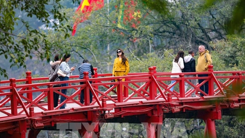 Du lịch Hà Nội khởi sắc, đón gần 9 triệu lượt khách trong quý I/2026