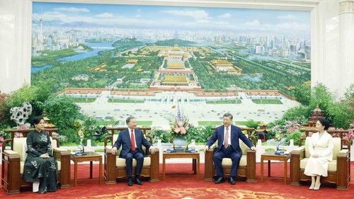 Tổng Bí thư, Chủ tịch nước Tô Lâm và Phu nhân cùng Tổng Bí thư, Chủ tịch nước Tập Cận Bình và Phu nhân dự tiệc trà