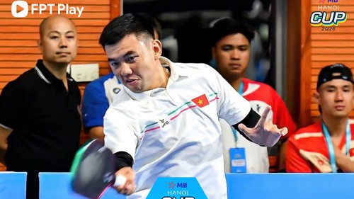 Lý Hoàng Nam chấn thương vẫn kiên cường đánh bại đối thủ Top 4 thế giới