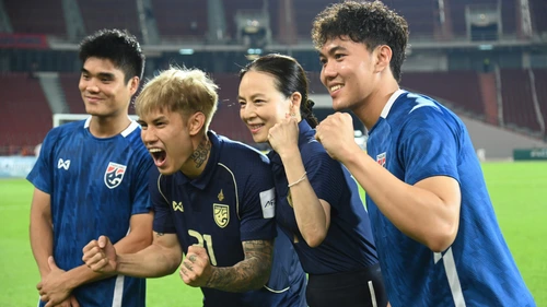 Madam Pang hành động khi ĐT Thái Lan bị Việt Nam áp sát trên BXH FIFA