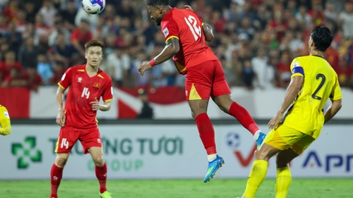 Bóng đá Việt Nam: Lộ trình là cái chi chi?